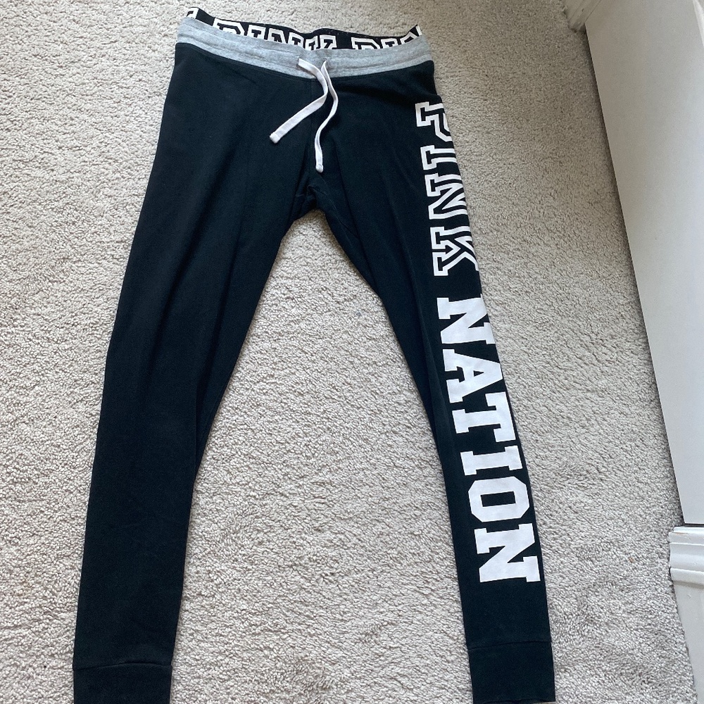 Leggings/ yoga pants